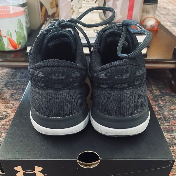 UNDER ARMOUR Sneakers - Picture 4 of 6